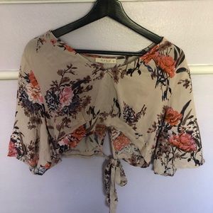 Loose cropped top, boutique